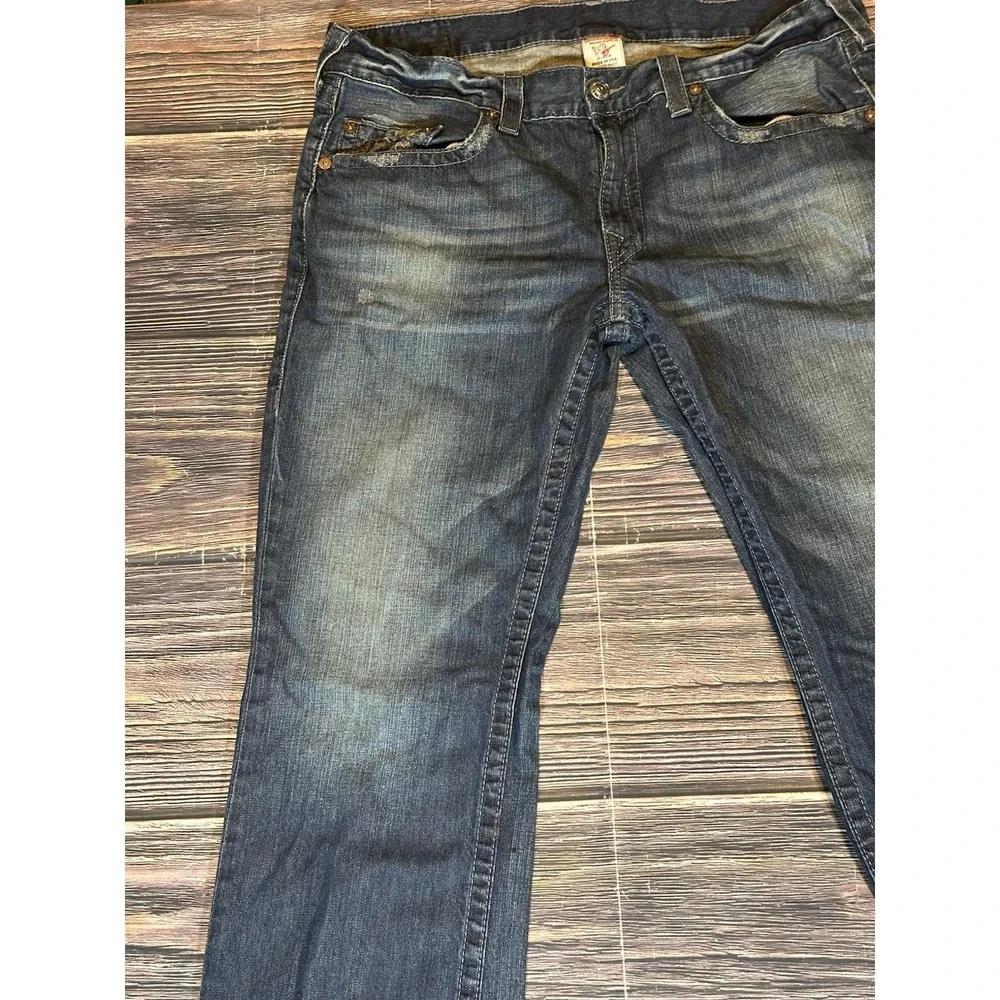 True Religion Jeans Mens 38x33 Straight Made USA Distressed Y2K Embroidered